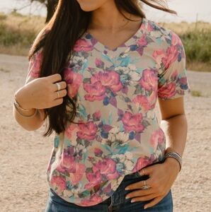 NWT Pink Life Is A Flower Rose V Neck Tee